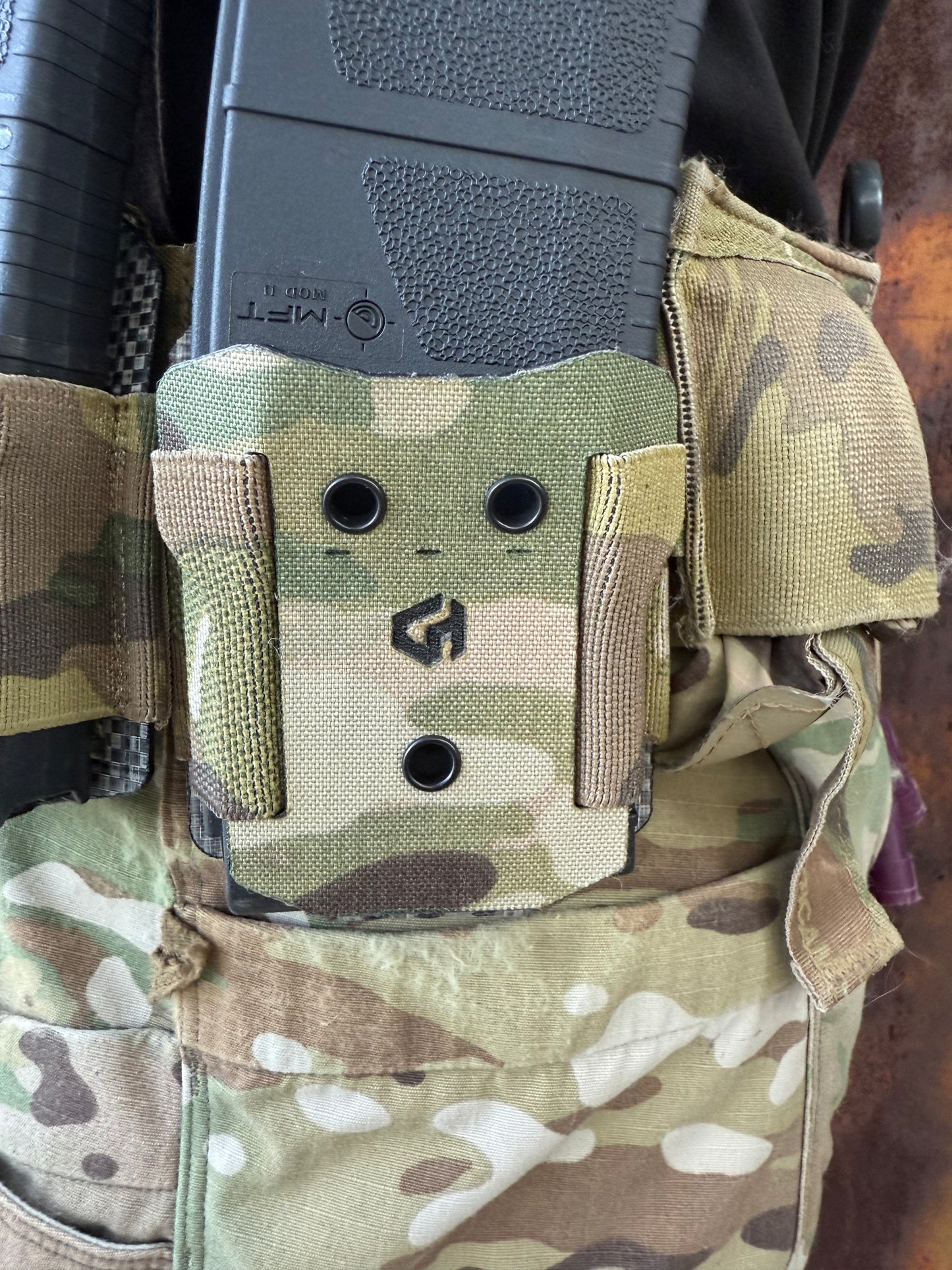 Compact Semi-Rigid Rifle Pouch