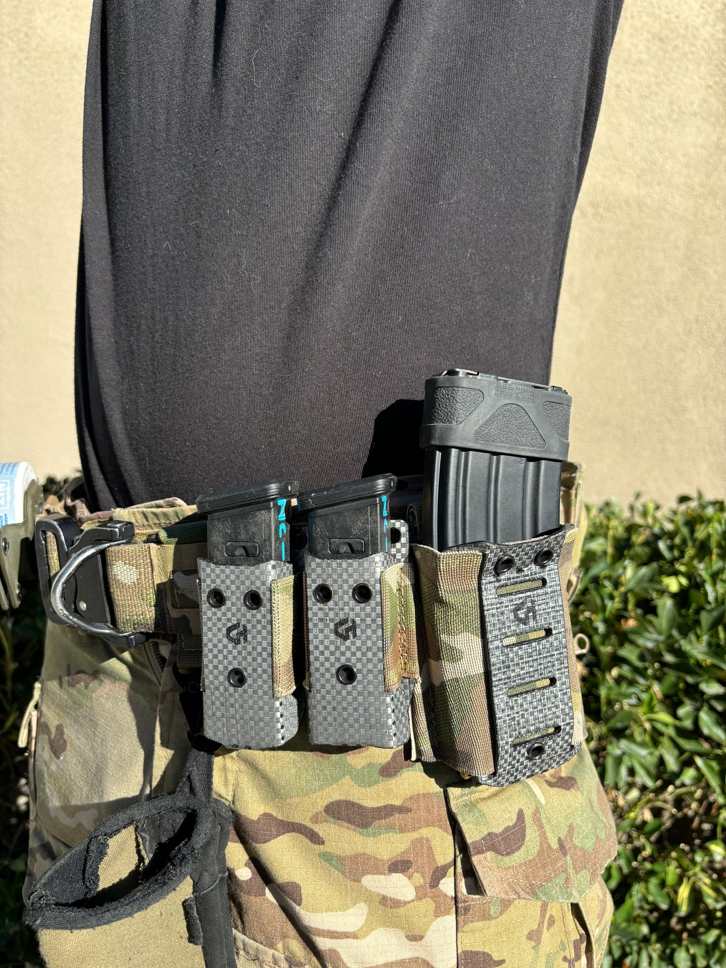 Low Profile Semi-Rigid Pistol Pouch